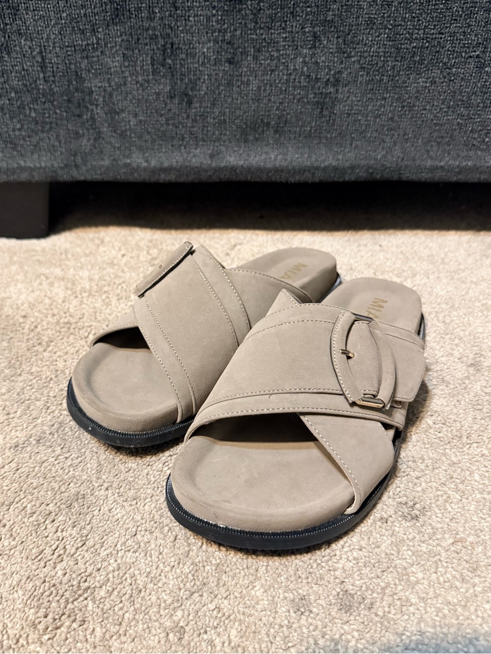 MIA Girl Grey Buckle Cross Strap Slip On Sandals Size 7.5